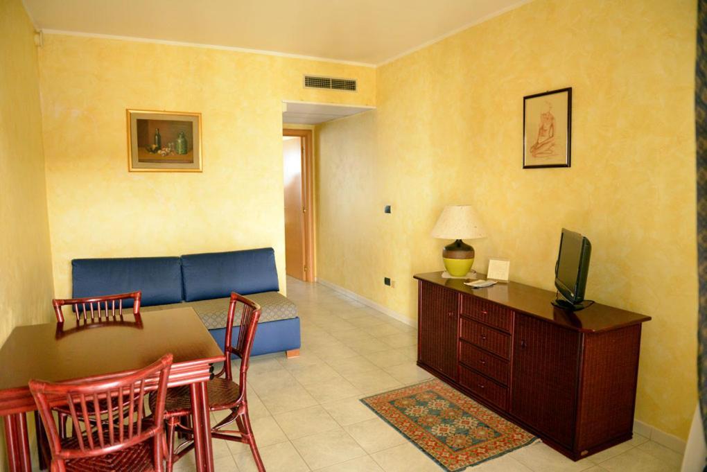 Hotel Blue Rose'S Mesagne Zewnętrze zdjęcie