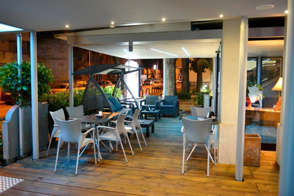 Hotel Blue Rose'S Mesagne Zewnętrze zdjęcie
